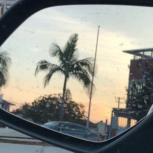 Meet your Posher, Donia